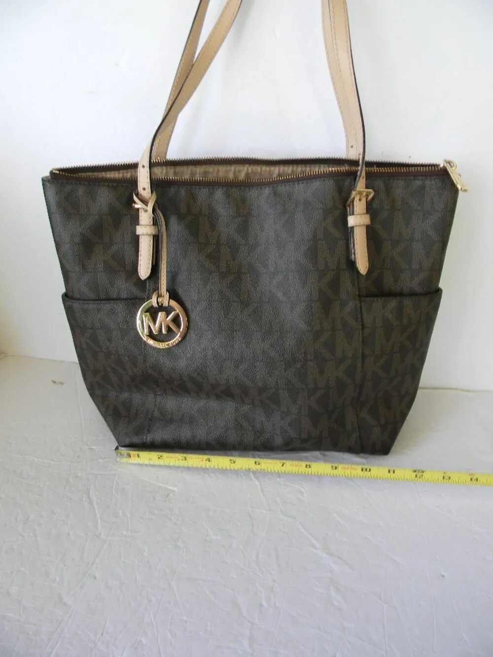 Michael Kors Jet Set Monogram Coated Canvas Tote Bag BROWN/TAN SIDE POCKETS